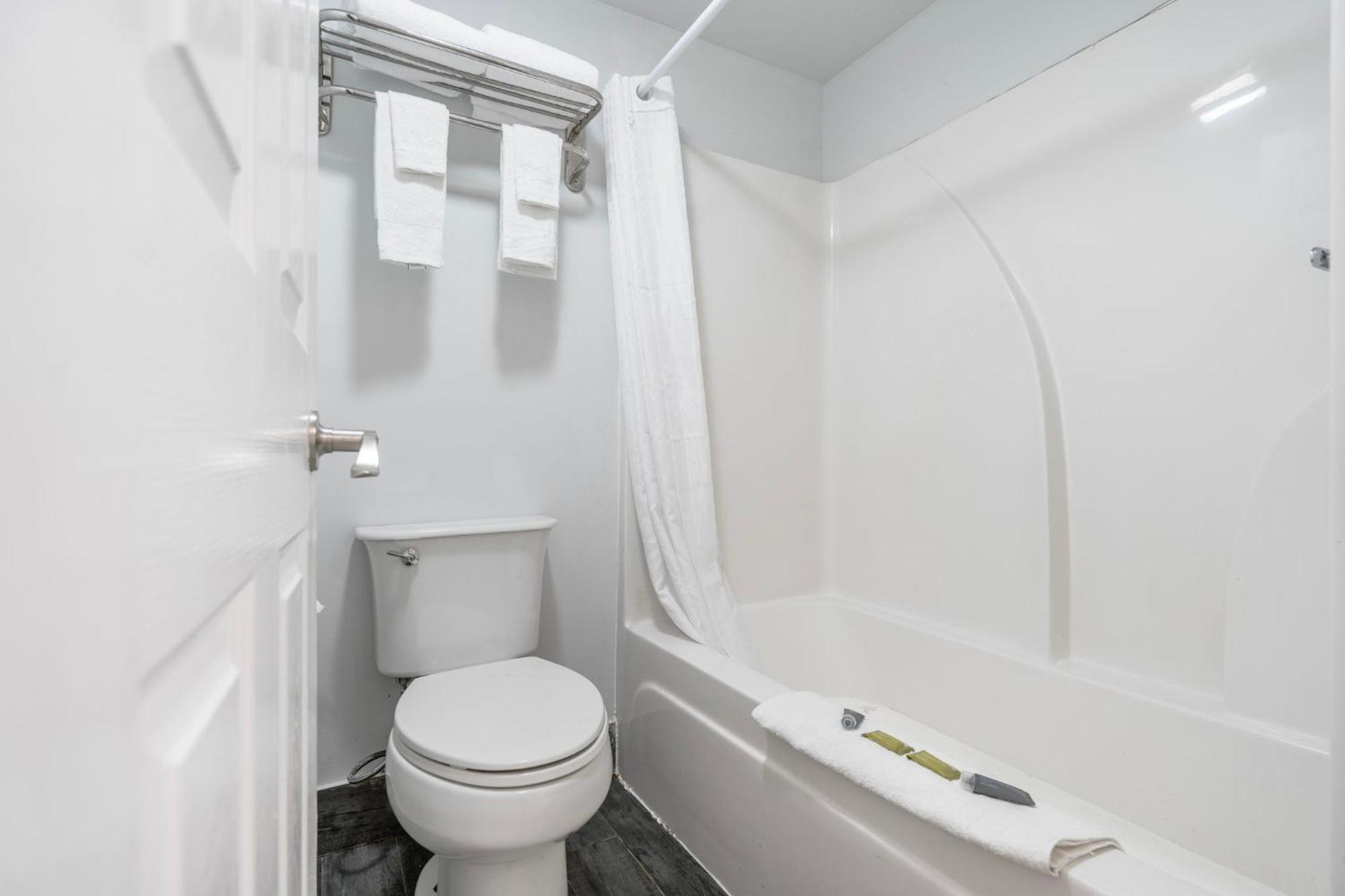 Budgetel Inns & Suites Augusta Downtown 706-945-1238 Exterior foto